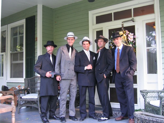 Gangsters at a Murder Mystery Dinner at the Inn On Poplar Hill